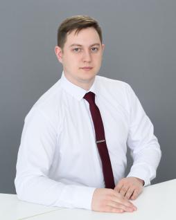 Устьянцев Алексей Максимович